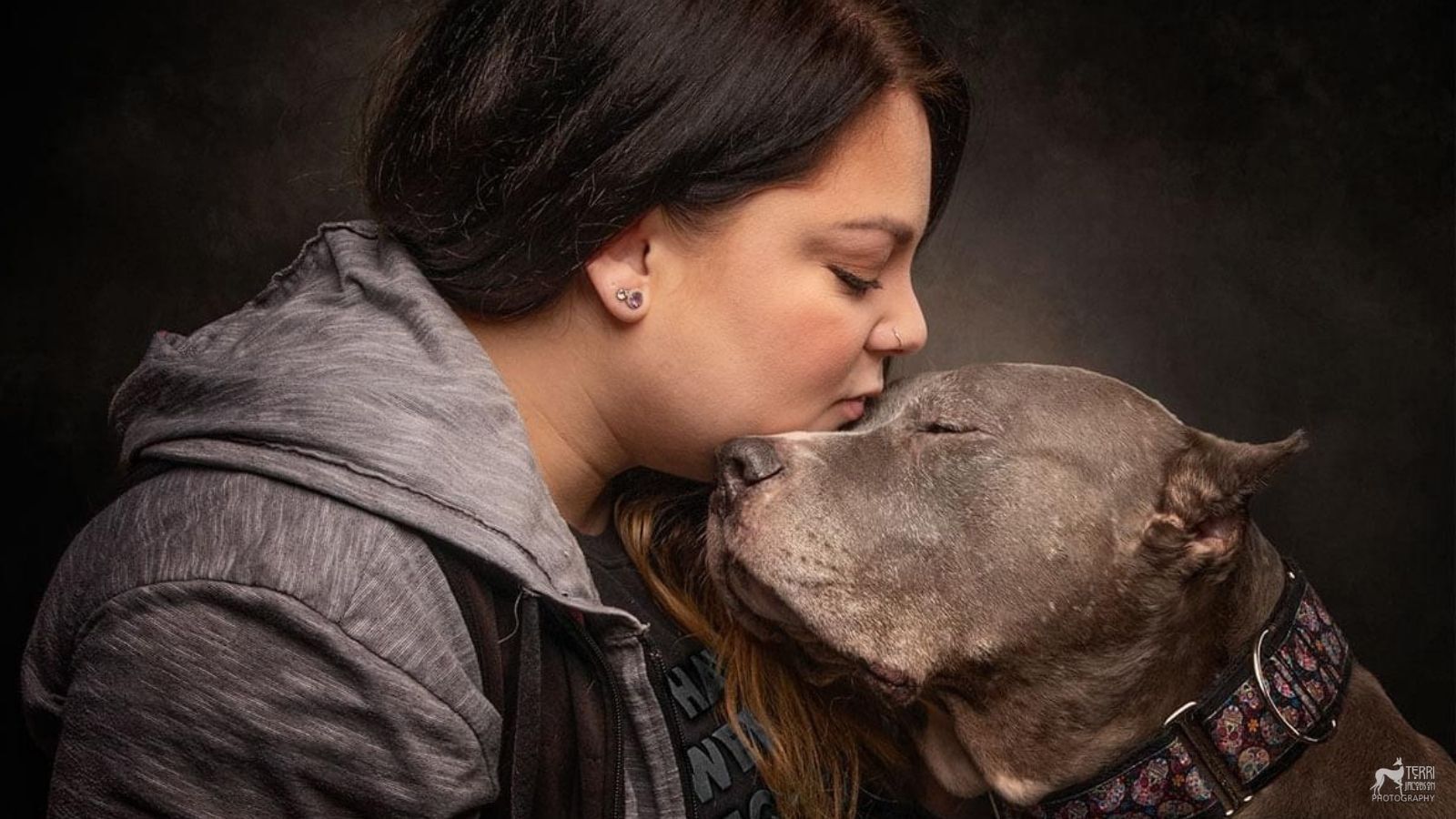 Sarah Ostrin with dog